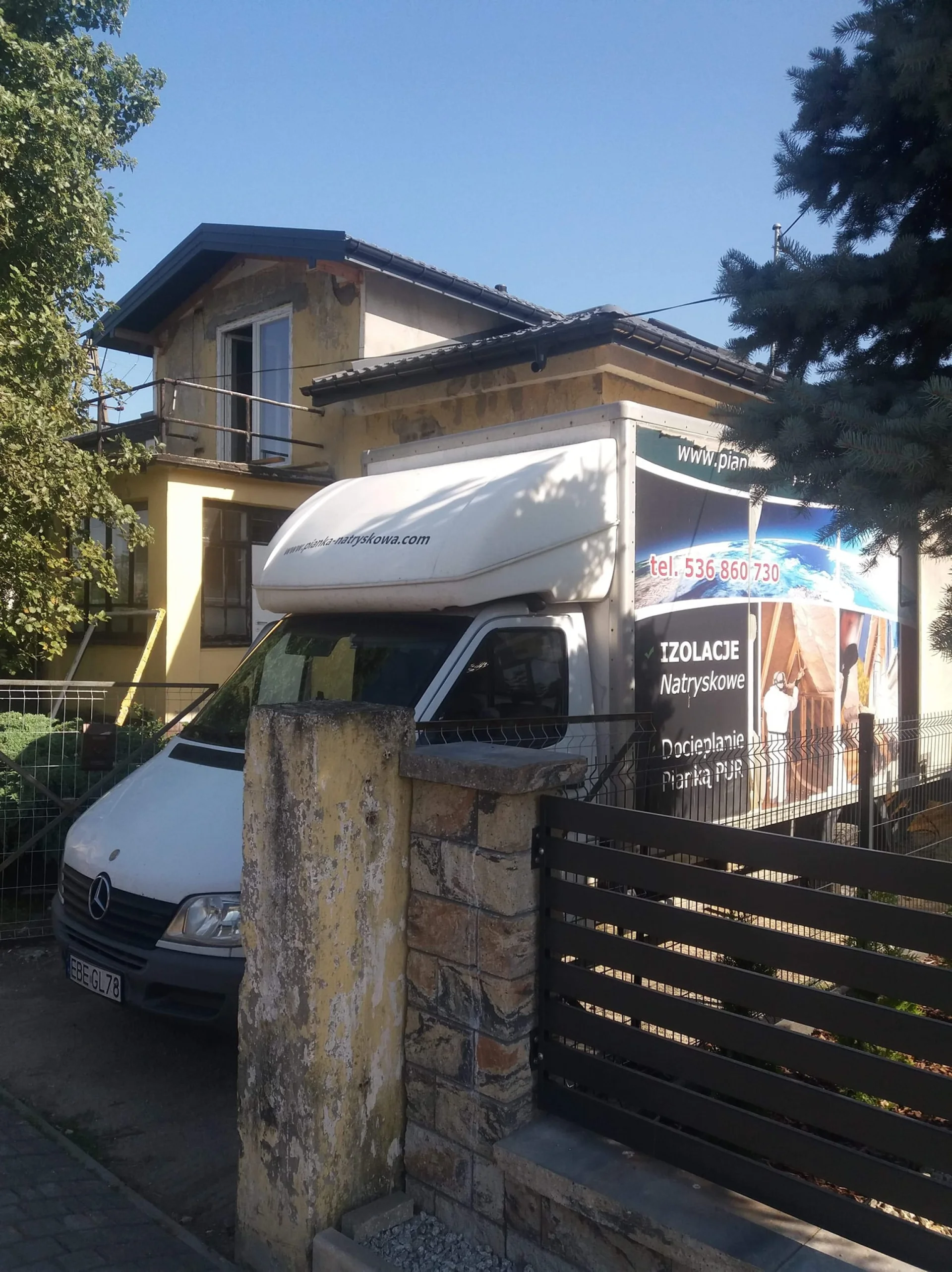 Auto fabryka izolacje